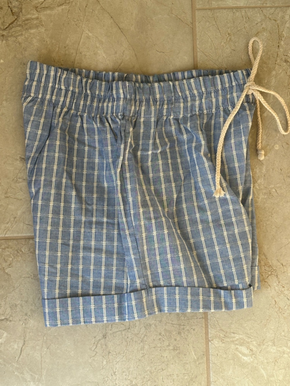 Lime & Chili shorts high waisted rolled cuff hem pockets
